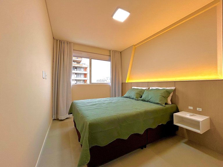 186 - Apartamento 3 quartos na praia Mariscal