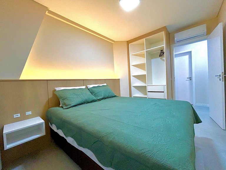 186 - Apartamento 3 quartos na praia Mariscal