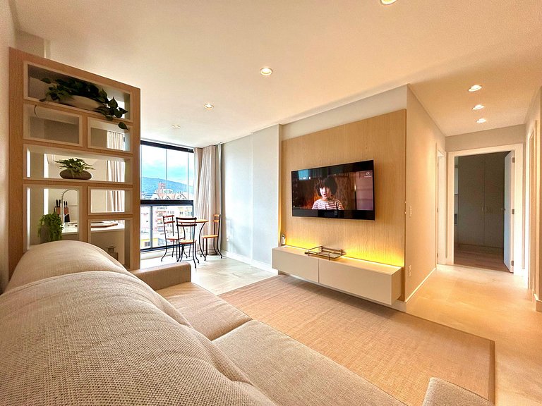 Apartamento em Bombas, muito conforto e espaço.
