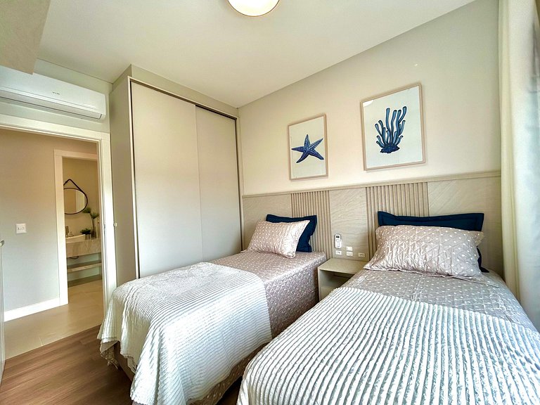 Apartamento em Bombas, muito conforto e espaço.