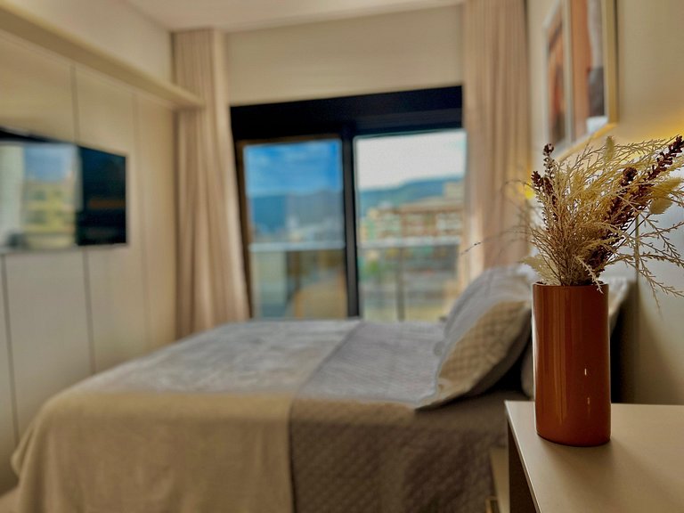 Apartamento em Bombas, muito conforto e espaço.