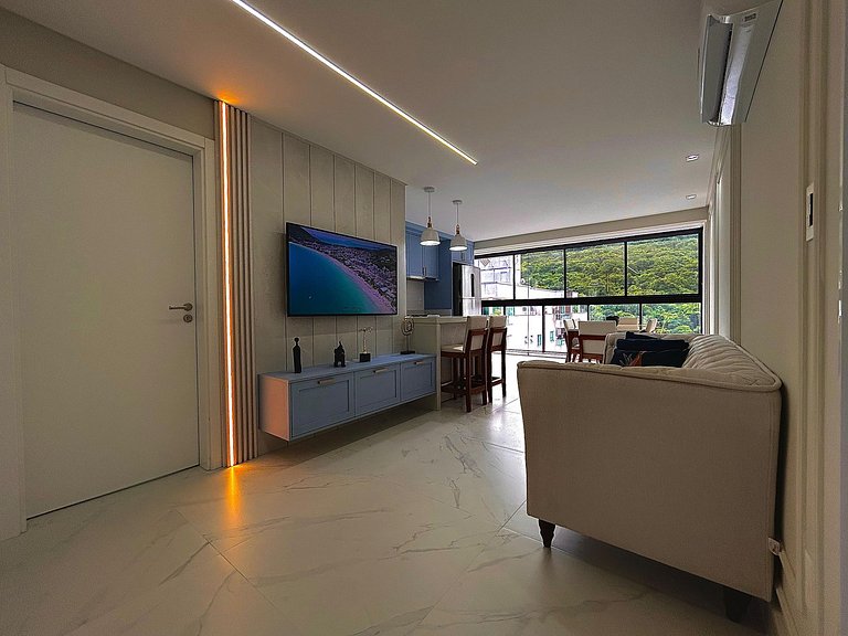 406 - Apartamento na praia de Bombas