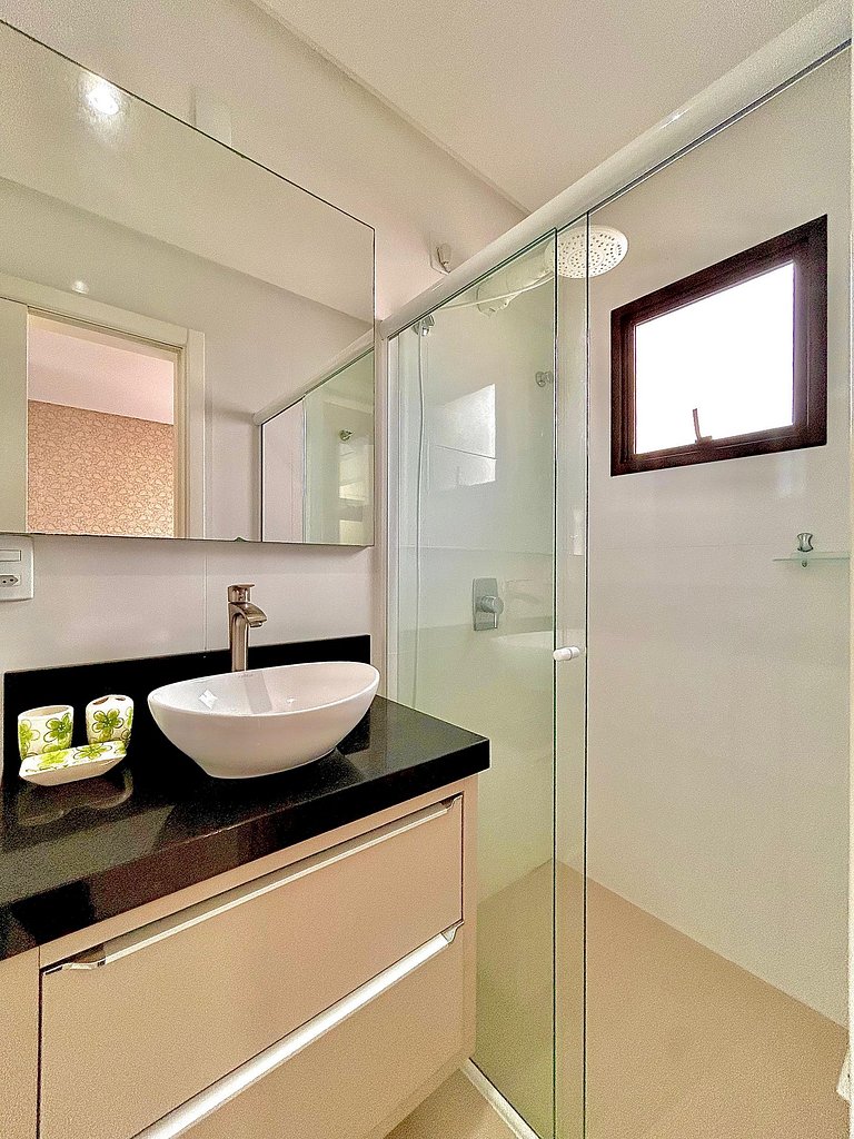 157 - Cobertura Duplex Vista Mar com Jacuzzi