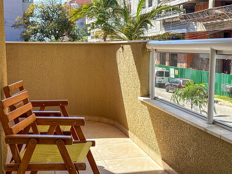 030 - Apartamento em Bombas 02 dormitórios