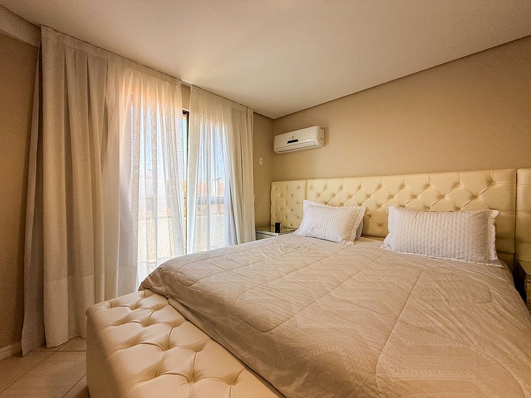 130 - Apartamento Alto Padrão Praia de Bombas