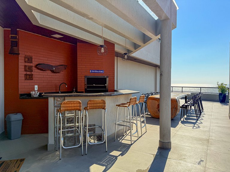 130 - Apartamento Alto Padrão Praia de Bombas