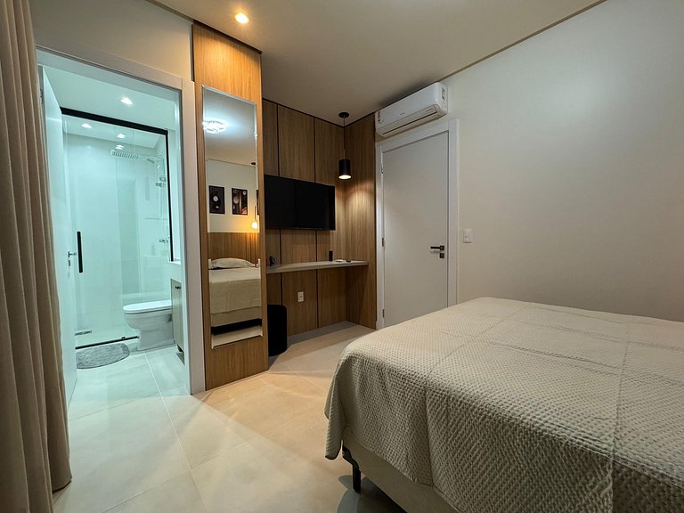 070 - Fantástica cobertura duplex em 80 metros da praia