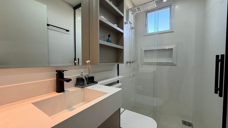 070 - Fantástica cob duplex em 180 metros da praia