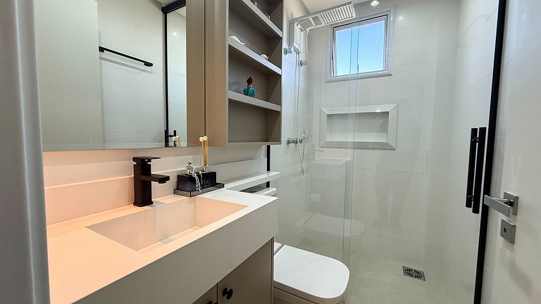 070 - Fantástica cob duplex em 180 metros da praia