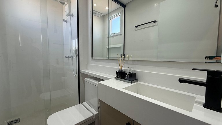 070 - Fantástica cob duplex em 180 metros da praia