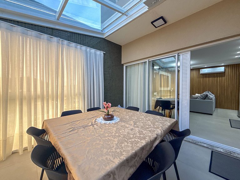 070 - Fantástica cob duplex em 180 metros da praia