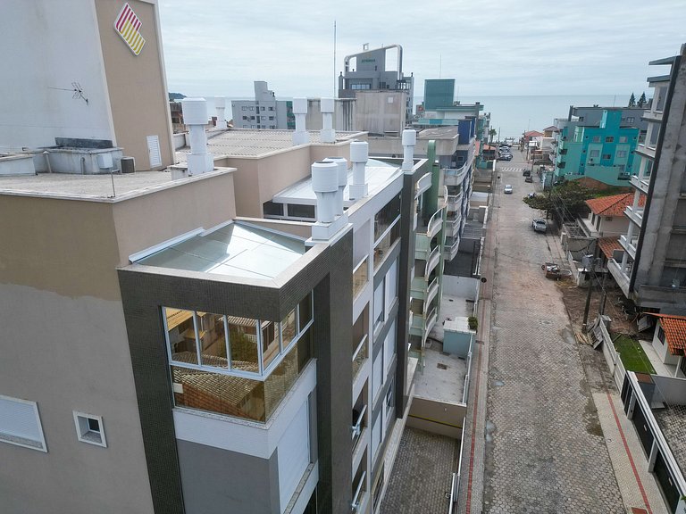 070 - Fantástica cob duplex em 80 metros da praia