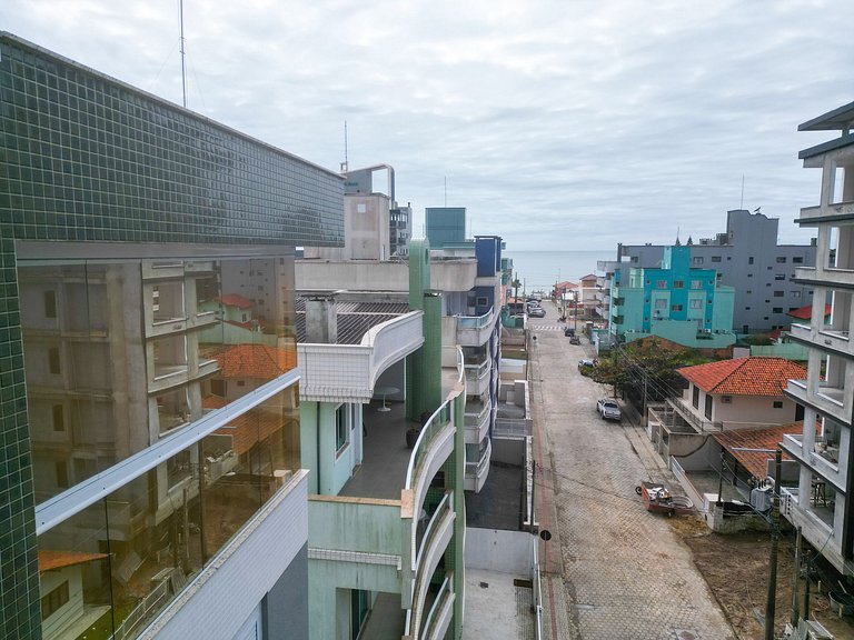070 - Fantástica cob duplex em 80 metros da praia