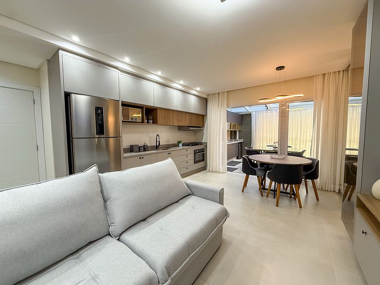 070 - Fantástica cob duplex em 180 metros da praia