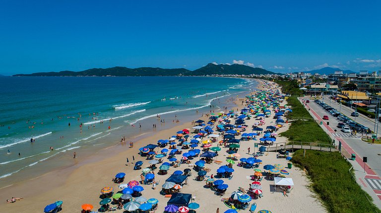 163 - Cobertura de Luxo com vista Mar em Mariscal