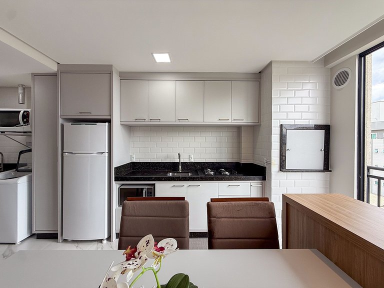 015 - Apartamento alto padrão próximo ao centro e à Praia de