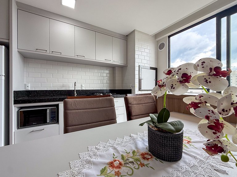 015 - Apartamento alto padrão próximo ao centro e à Praia de