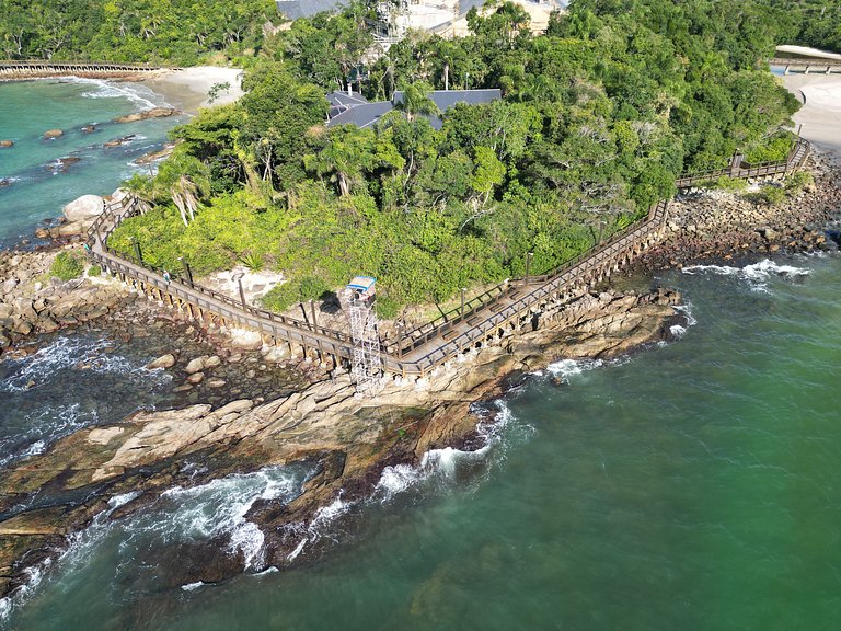 052 - Ótimo Custo a 350m da Praia de Bombas