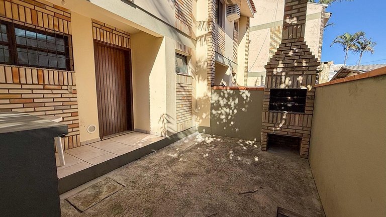 411 - Apartamento 2 quartos em Bombas