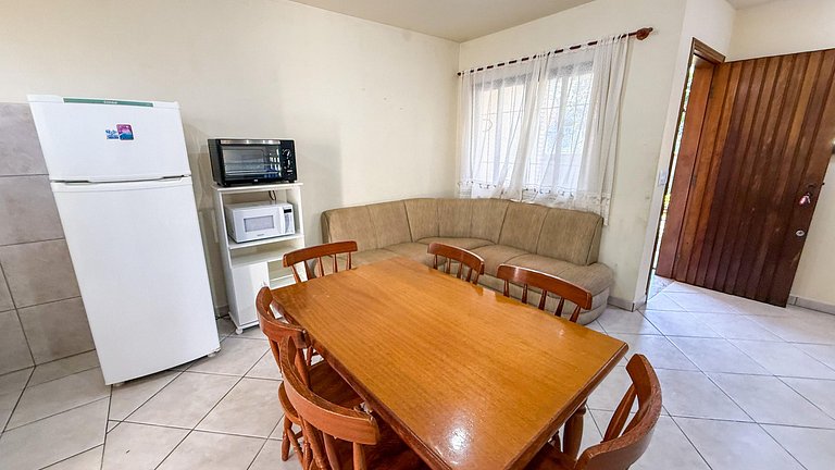 412 - Apartamento 2 quartos em Bombas