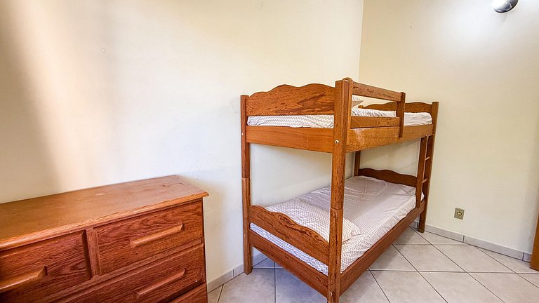 413 - Apartamento 2 quartos em Bombas