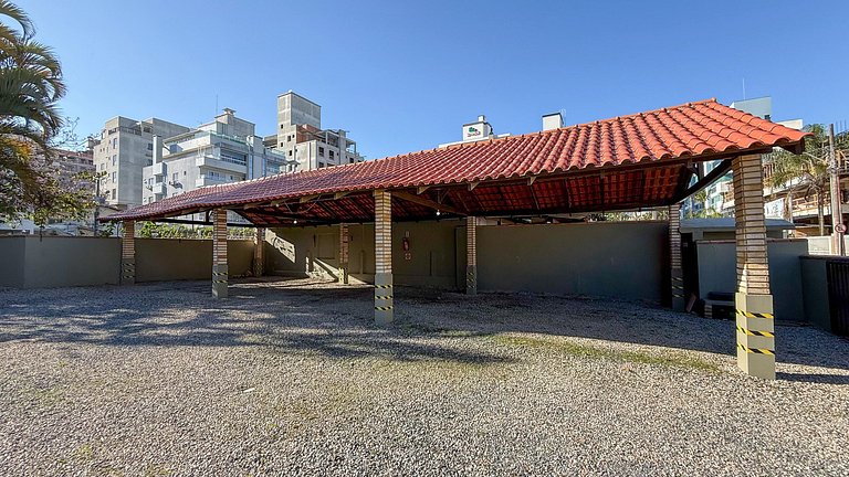 413 - Apartamento 2 quartos em Bombas