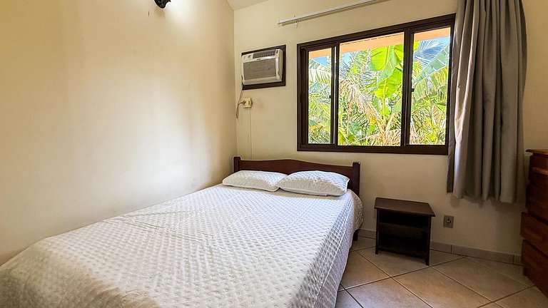 414 - Apartamento 2 quartos em Bombas