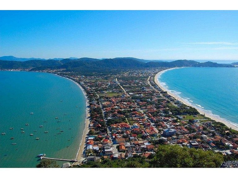 259 - Lindíssima Cobertura, a 50m da praia de Canto Grande