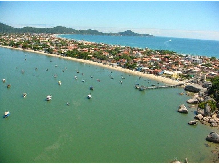 259 - Lindíssima Cobertura, a 50m da praia de Canto Grande