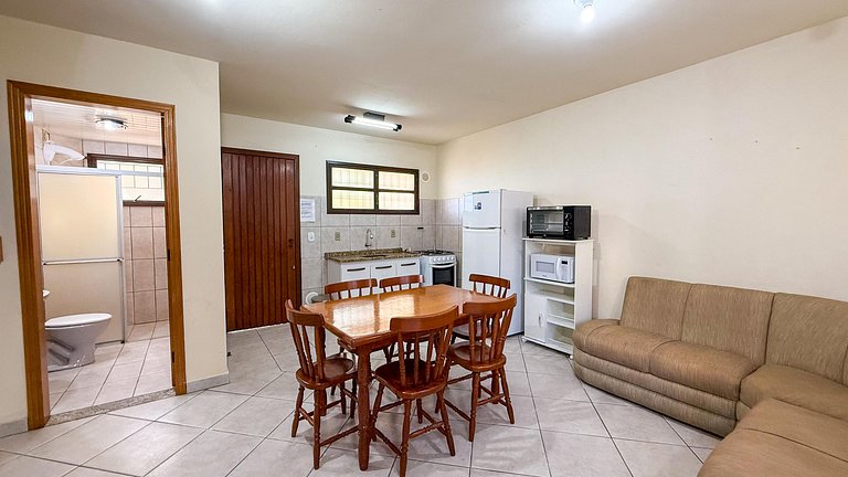 415 - Apartamento 2 quartos em Bombas