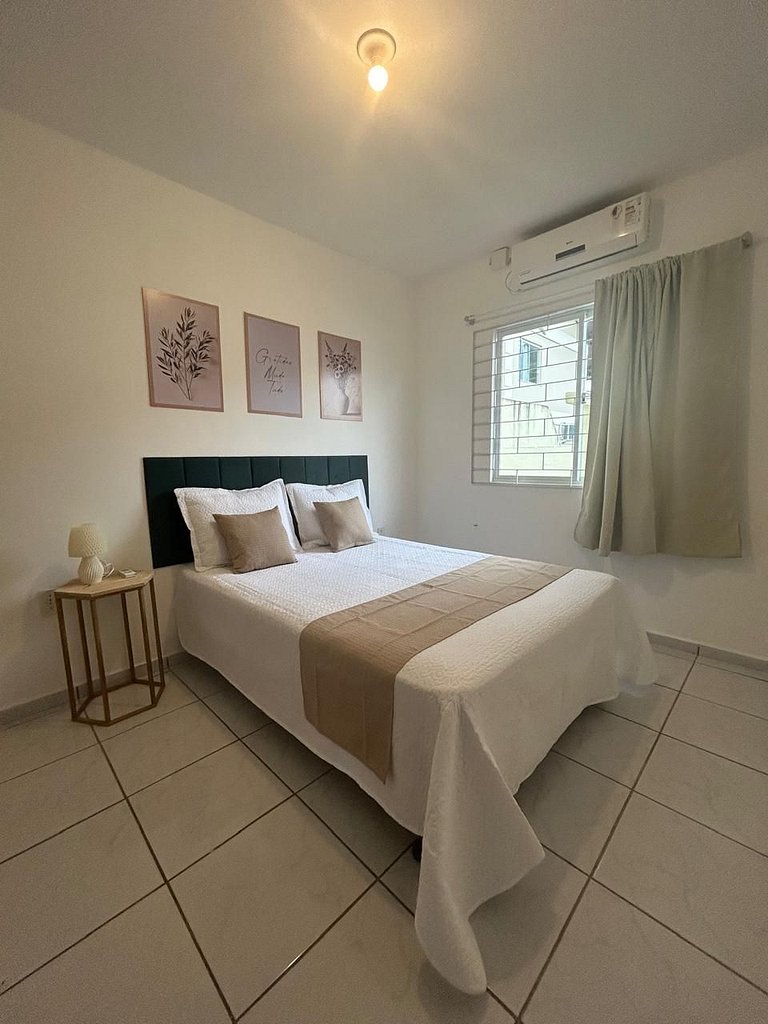 042 - Linda Casa Com 3 Quartos em Bombas
