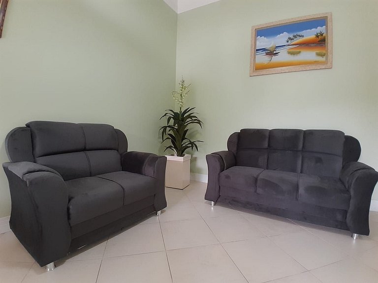 247 - Excelente custo benefício na Praia de Bombas