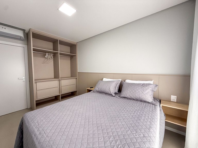 115 - Apto Bombinhas Centro 03 suítes