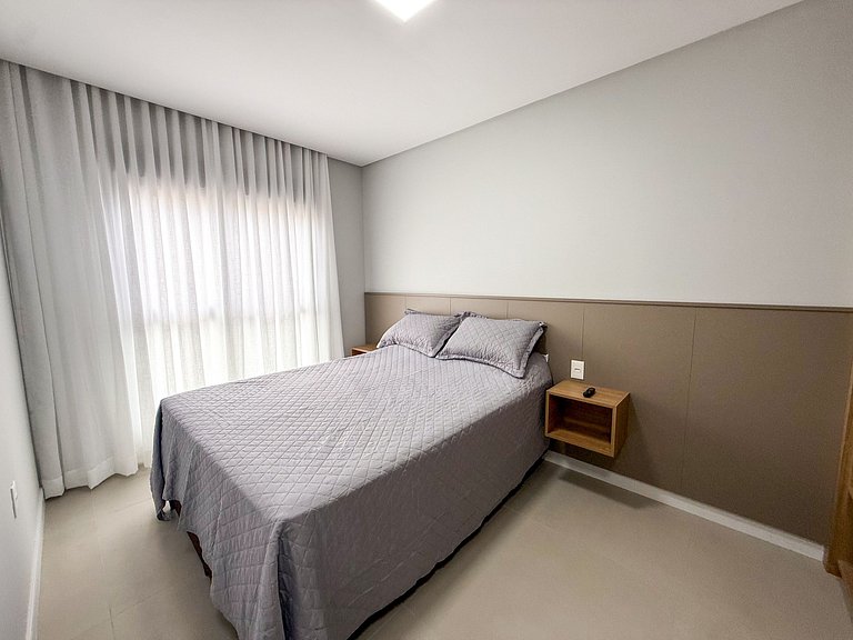 115 - Apto Bombinhas Centro 03 suítes