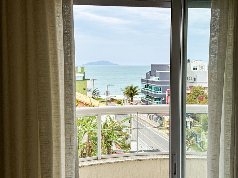 109 - Com vista Mar para 4 ilhas 03 dormitórios