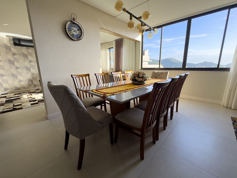 280 - Ótima Cobertura Praia de Bombas