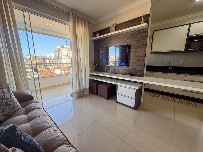051 - Excelente Apartamento na Praia de Bombas