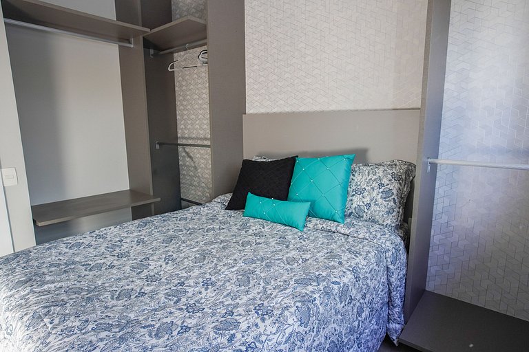 120 - Apto Bombinhas Centro 04 Dormitórios