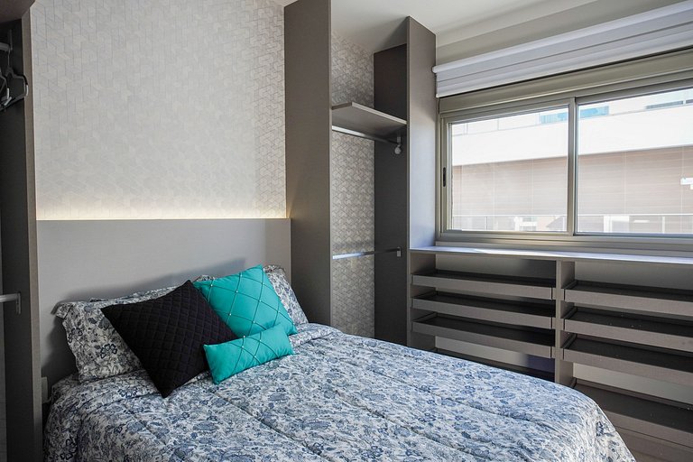 Apto Bombinhas Centro 04 Dormitórios