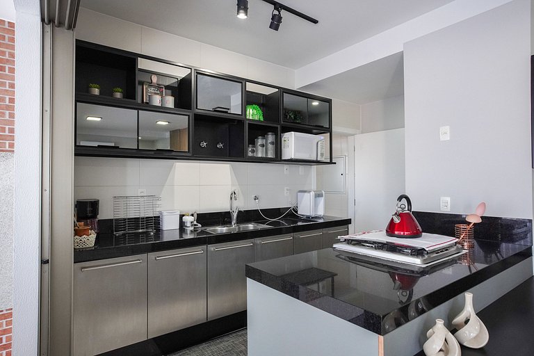 120 - Apto Bombinhas Centro 04 Dormitórios