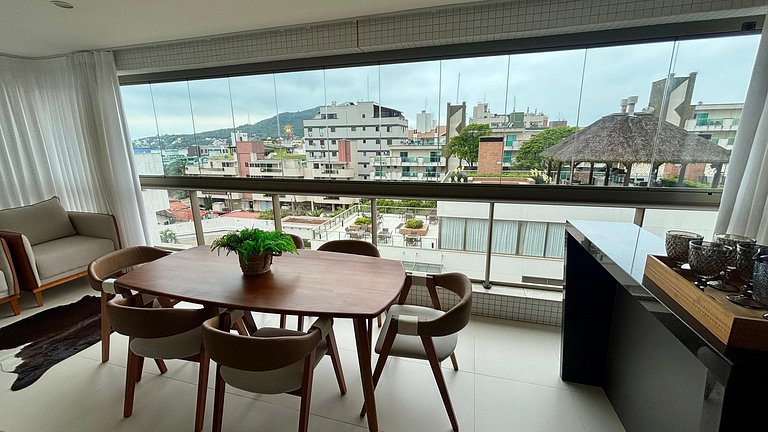 120 - Apto Bombinhas Centro 04 Dormitórios