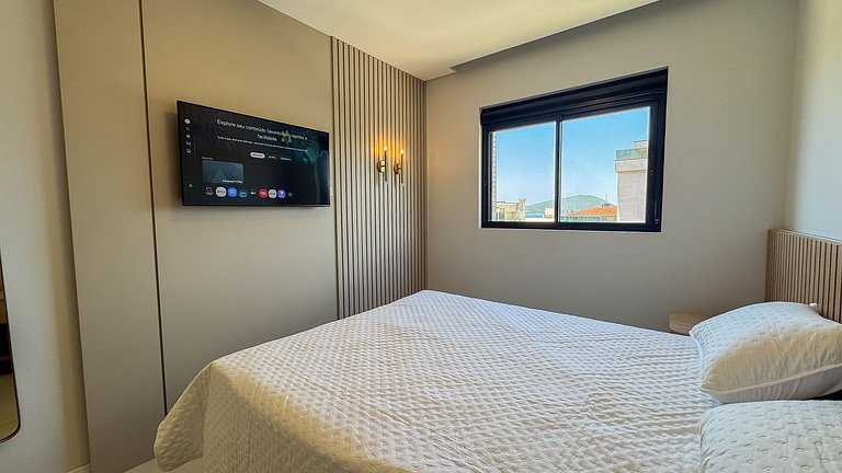 137 - Lindo apartamento com vista mar em Bombas