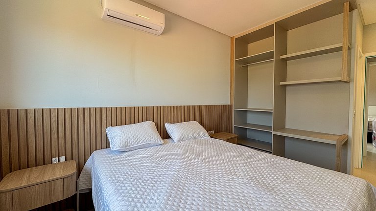 137 - Lindo apartamento com vista mar em Bombas