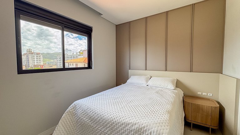 137 - Lindo apartamento com vista mar em Bombas