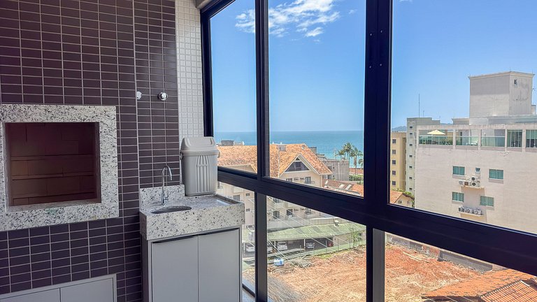 137 - Lindo apartamento com vista mar em Bombas