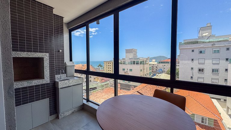 137 - Lindo apartamento com vista mar em Bombas