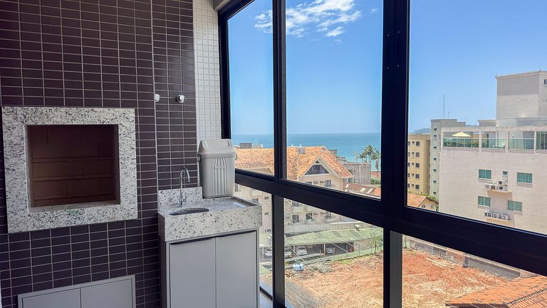 137 - Lindo apartamento com vista mar em Bombas