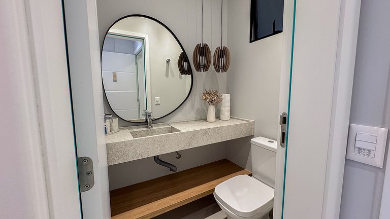 137 - Lindo apartamento com vista mar em Bombas