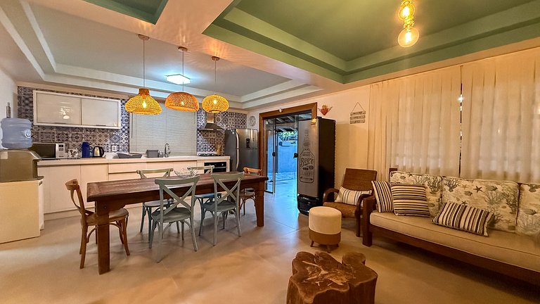 393- Casa completa e espaçosa em Mariscal