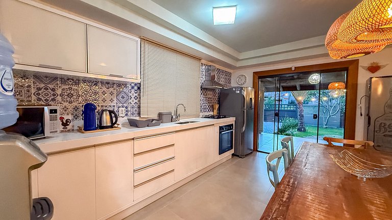 393- Casa completa e espaçosa em Mariscal